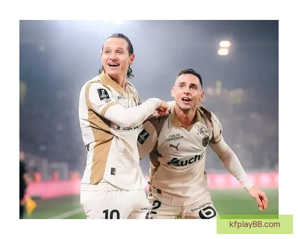 里尔对阵朗斯默尼耶费尔南德斯首发托万爱德华出战全解析